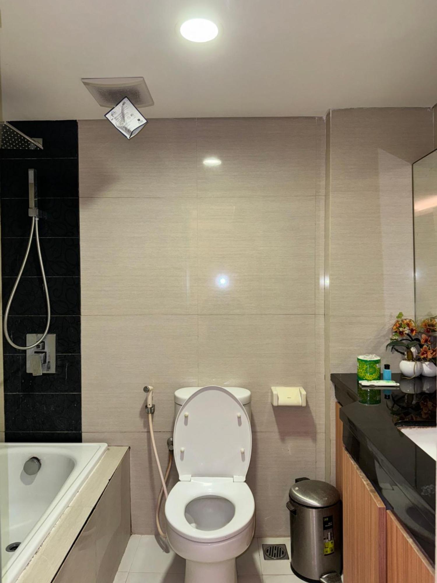 2-bedroom Near Jiexpo With 6 Bed & 2 Bathroom *